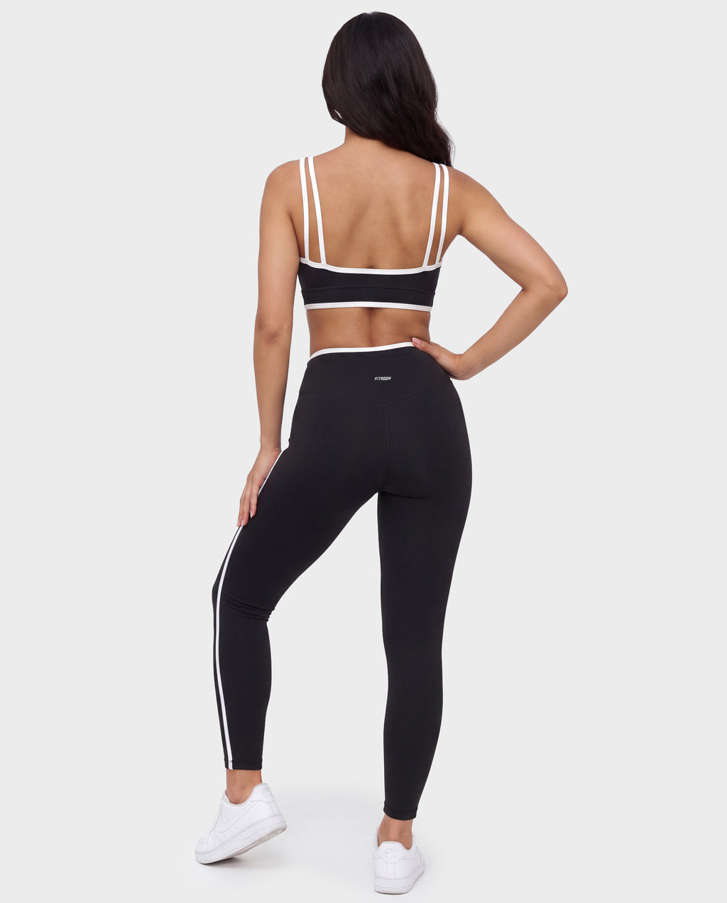 Invisible Push-up Set Black and White Line