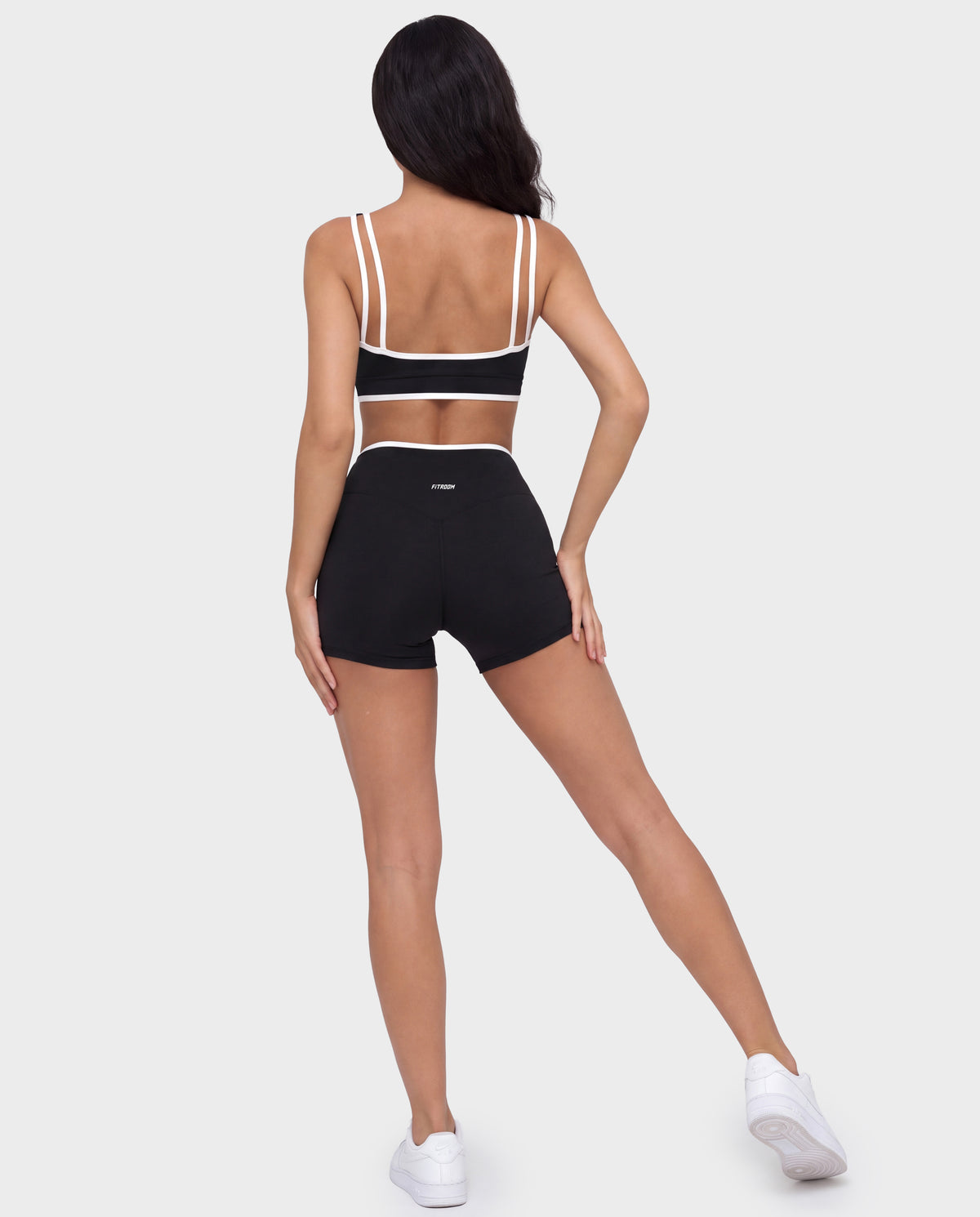 Invisible Push-up Short Set Black and White Line