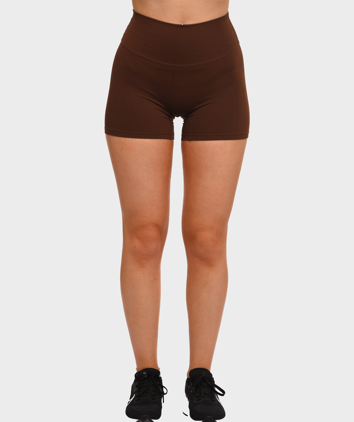 973